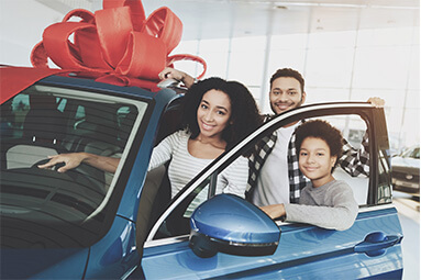 A family buying a new car