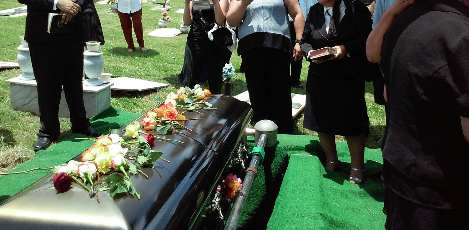 Contact a Reputable Funeral Home | Funeral Cover Blog | Hippo.co.za